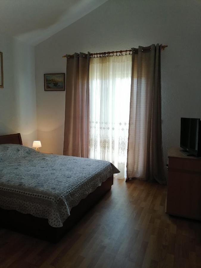 Apartments Vedrana Razanj Exterior photo